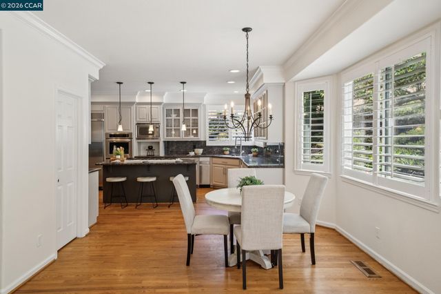 136 Lark Ct, Alamo, CA 94507