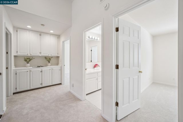 136 Lark Ct, Alamo, CA 94507