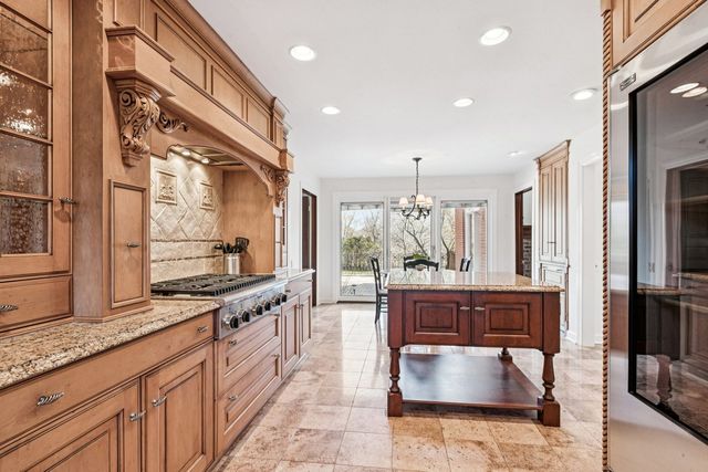 545 Windsor Road, Inverness, IL 60067