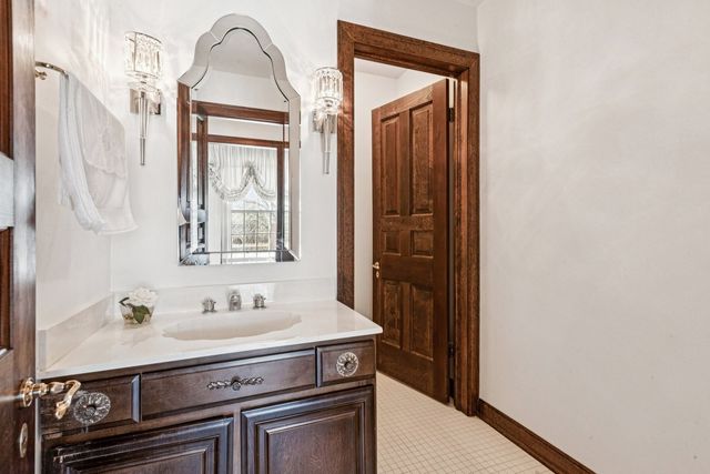 545 Windsor Road, Inverness, IL 60067