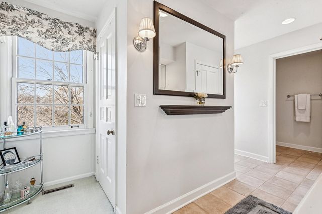 545 Windsor Road, Inverness, IL 60067