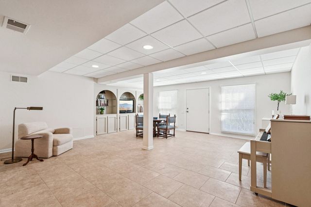 545 Windsor Road, Inverness, IL 60067