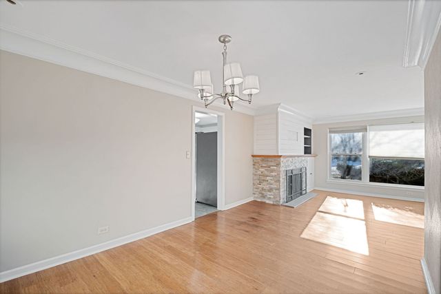 7303 N Kildare Avenue, Lincolnwood, IL 60712