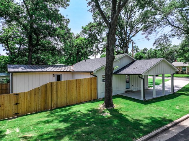 200 Whitworth Street, Sulphur Springs, TX 75482