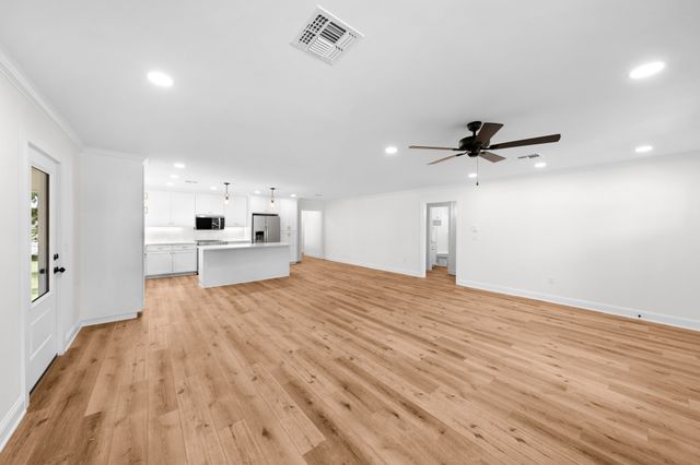 200 Whitworth Street, Sulphur Springs, TX 75482
