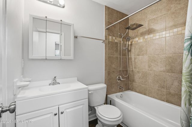 6624 WELLINGTON PLACE Lane, Jacksonville, FL 32216