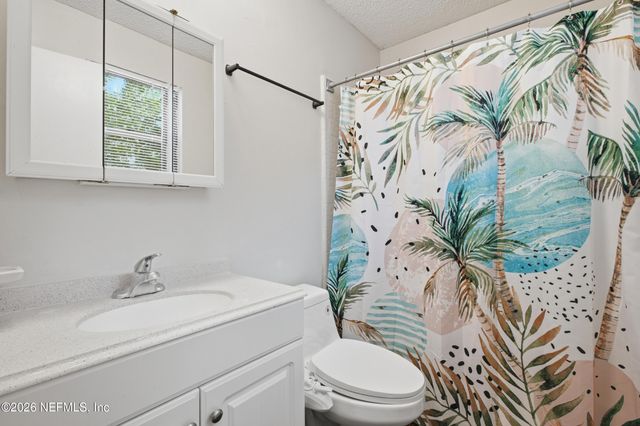 6624 WELLINGTON PLACE Lane, Jacksonville, FL 32216