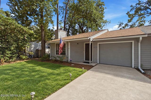 6624 WELLINGTON PLACE Lane, Jacksonville, FL 32216
