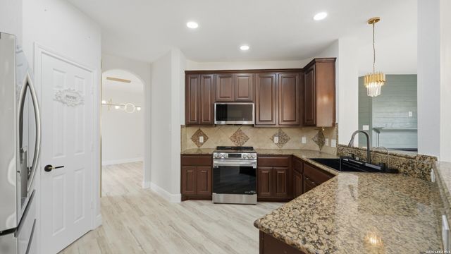 3032 Prairie Bluff, Seguin, TX 78155
