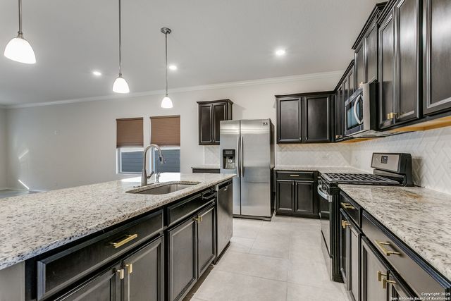 12445 Vista Rim, San Antonio, TX 78233