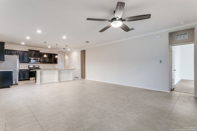 12445 Vista Rim, San Antonio, TX 78233