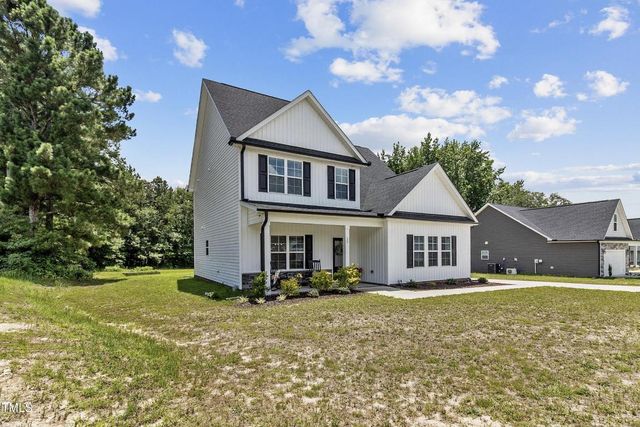 25 Cornfield Way, Sanford, NC 27332