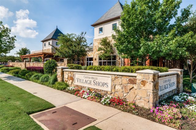 400 S Hampton Court, Lewisville, TX 75056