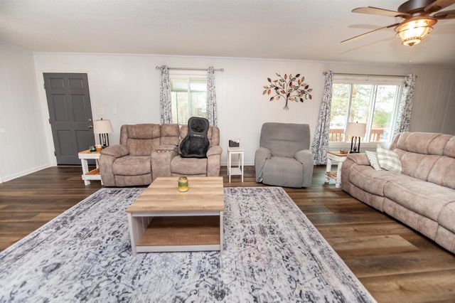 155 Coastline Drive, Inman, SC 29349