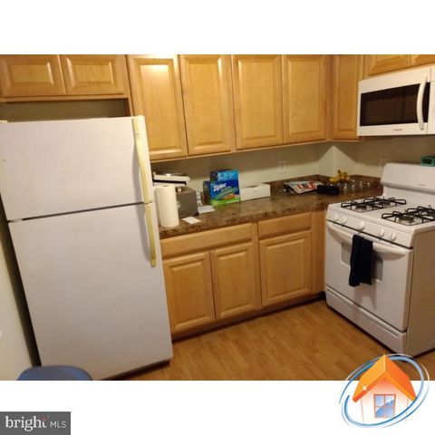 240 W MAIN ST, Newark, DE 19711