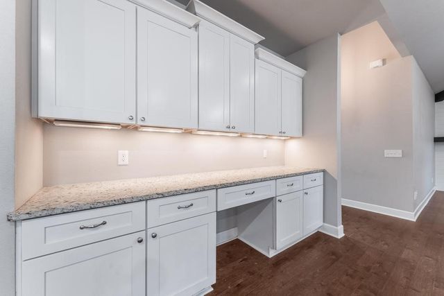 4400 SW Alfalfa Avenue, Bentonville, AR 72713