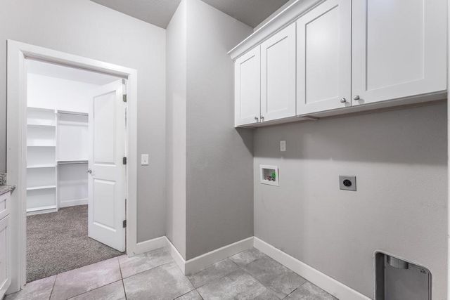 4400 SW Alfalfa Avenue, Bentonville, AR 72713