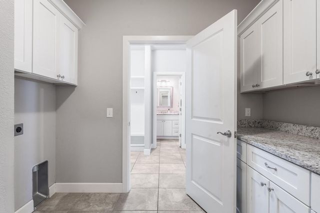 4400 SW Alfalfa Avenue, Bentonville, AR 72713