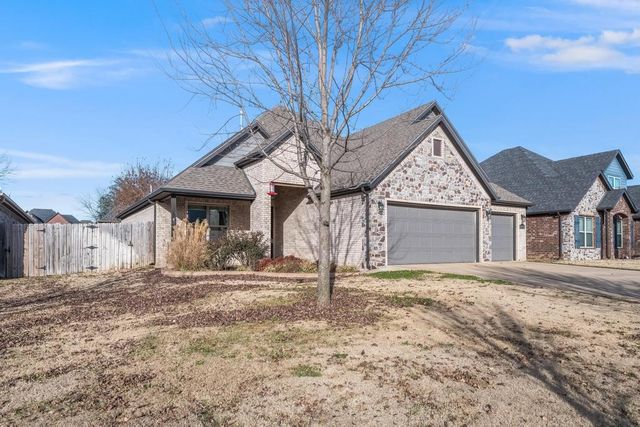 4400 SW Alfalfa Avenue, Bentonville, AR 72713