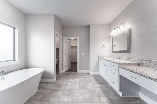 4400 SW Alfalfa Avenue, Bentonville, AR 72713