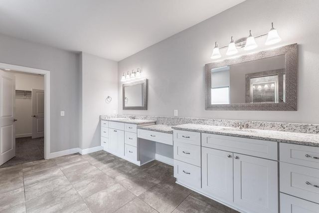 4400 SW Alfalfa Avenue, Bentonville, AR 72713