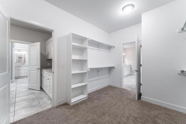 4400 SW Alfalfa Avenue, Bentonville, AR 72713