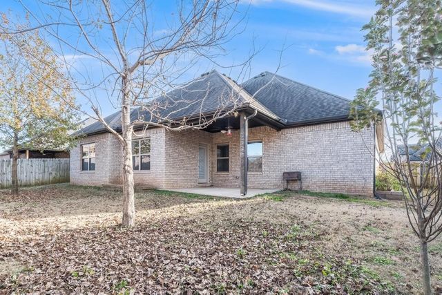 4400 SW Alfalfa Avenue, Bentonville, AR 72713