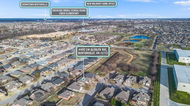 4400 SW Alfalfa Avenue, Bentonville, AR 72713