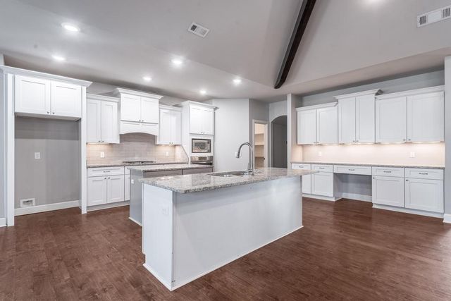 4400 SW Alfalfa Avenue, Bentonville, AR 72713