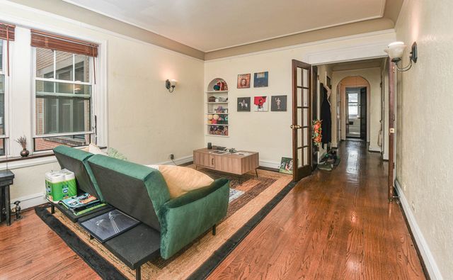 1217 W GRANVILLE Avenue 2B, Chicago, IL 60660