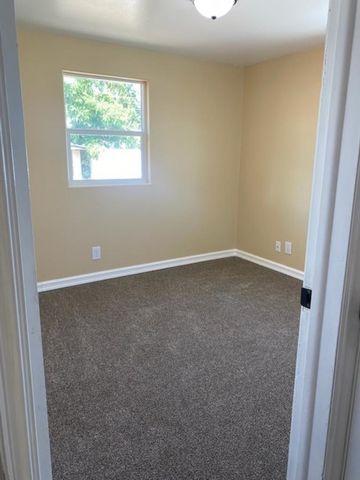 5801 N Wall St, Spokane, WA 99205
