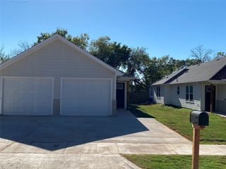 910 N Throckmorton 914, Sherman, TX 75090