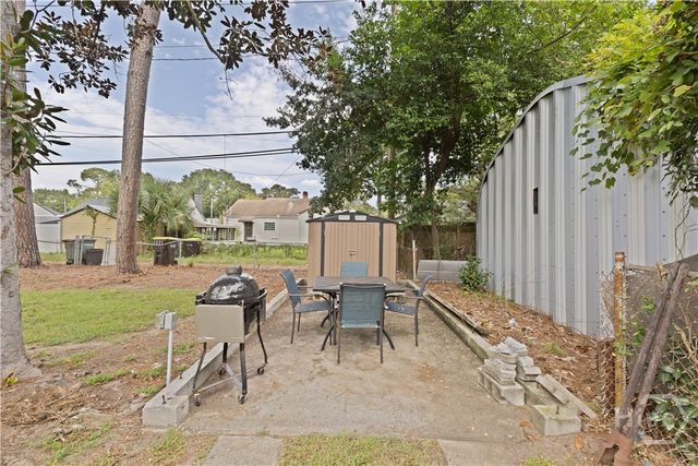 2122 E 43rd Street, Savannah, GA 31404