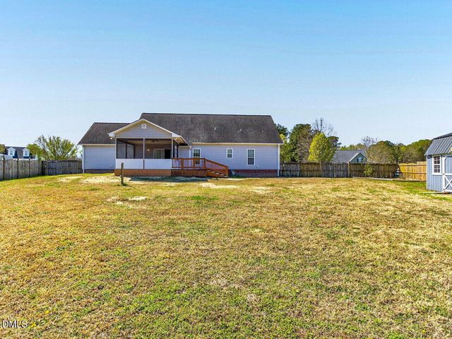 102 Clayside Drive, Pikeville, NC 27863