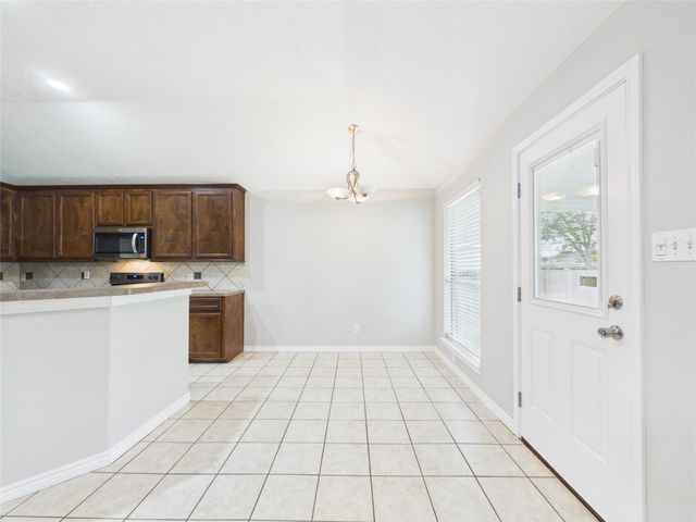 13131 7th Street, Santa Fe, TX 77510