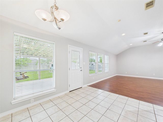 13131 7th Street, Santa Fe, TX 77510