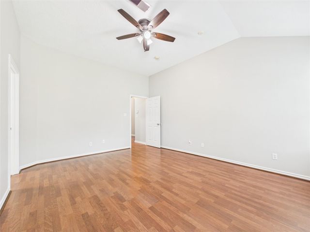 13131 7th Street, Santa Fe, TX 77510