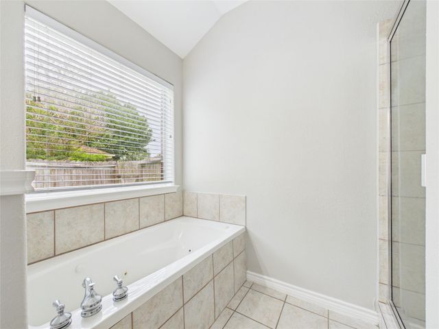 13131 7th Street, Santa Fe, TX 77510