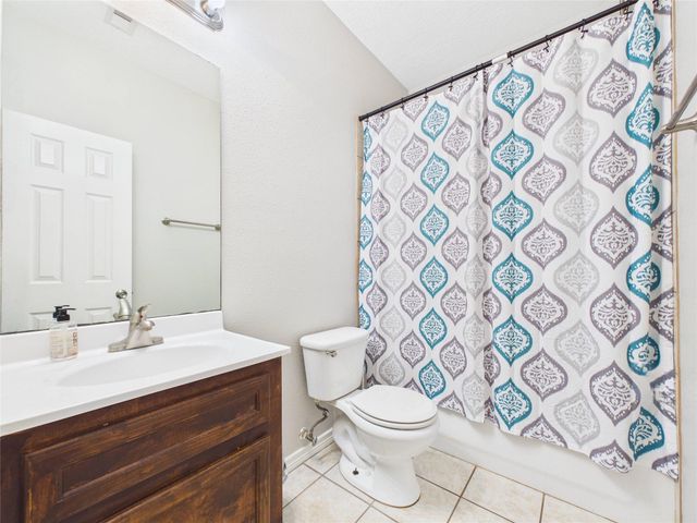 13131 7th Street, Santa Fe, TX 77510