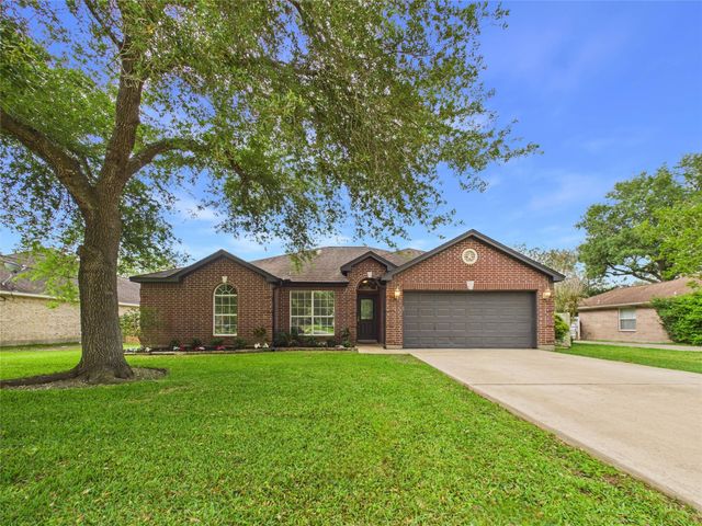 13131 7th Street, Santa Fe, TX 77510