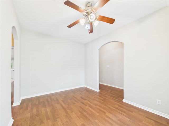 13131 7th Street, Santa Fe, TX 77510