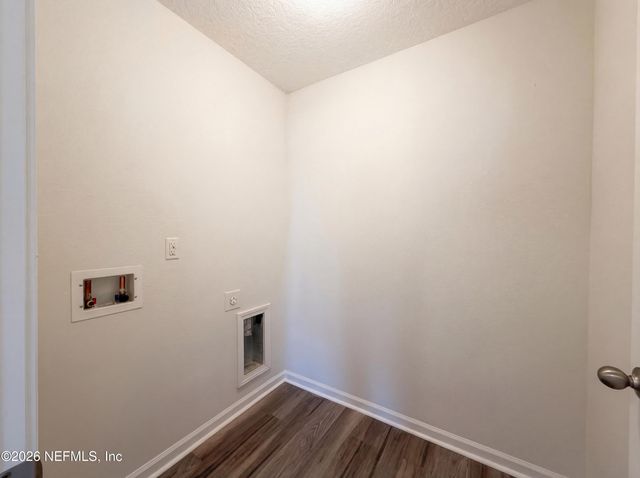 8852 CUMBRIA Court, Jacksonville, FL 32219