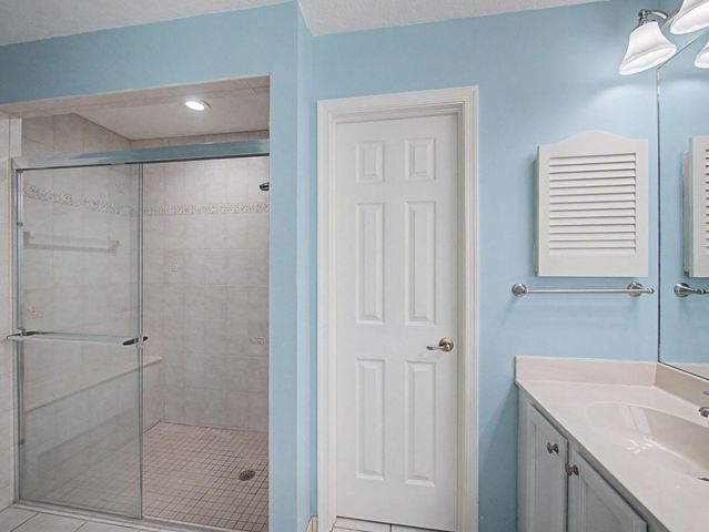 6467 SE Wild Olive Lane, Stuart, FL 34997