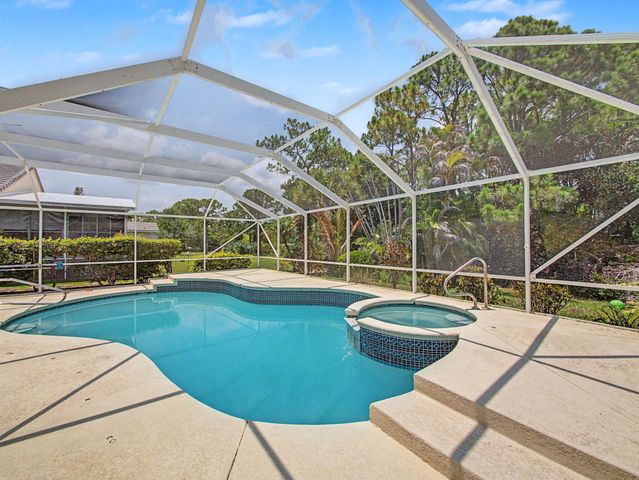 6467 SE Wild Olive Lane, Stuart, FL 34997
