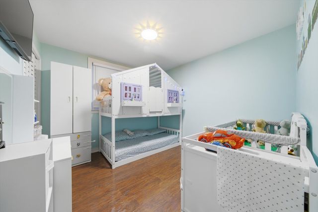 3448 W 73rd Place, Chicago, IL 60629