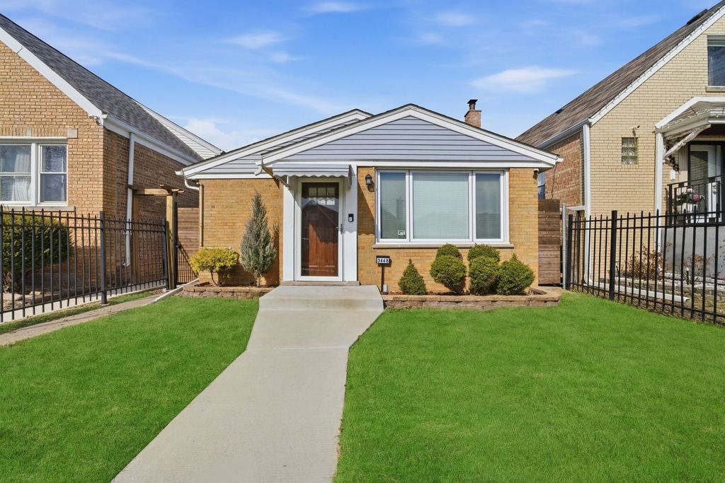 3448 W 73rd Place, Chicago, IL 60629