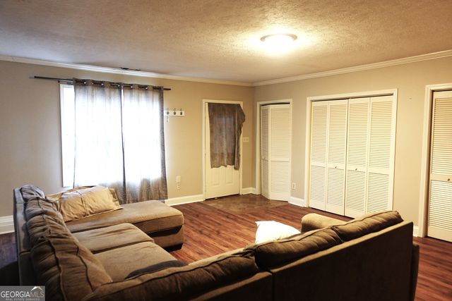 223 Lacey Lane, Winder, GA 30680