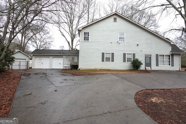 223 Lacey Lane, Winder, GA 30680