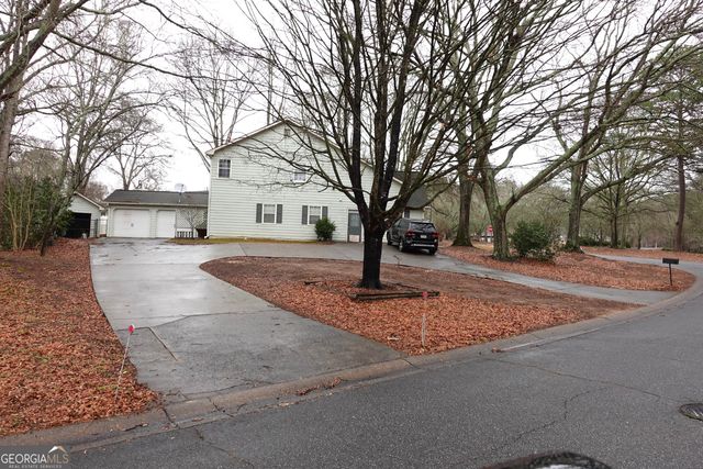 223 Lacey Lane, Winder, GA 30680