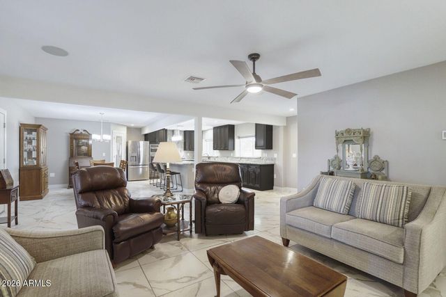 10810 W SARABANDE Circle, Sun City, AZ 85351